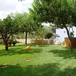 مزرعة للإقامة Terre Iblee *